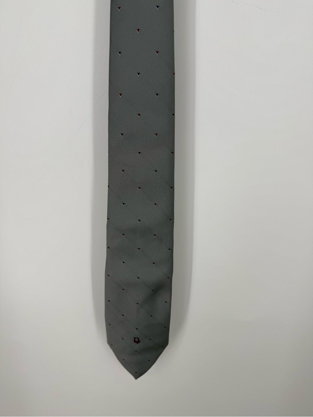 Vintage Christian Dior Monsier Gray Men's Tie with Subtle Pattern - Picture 5 of 8